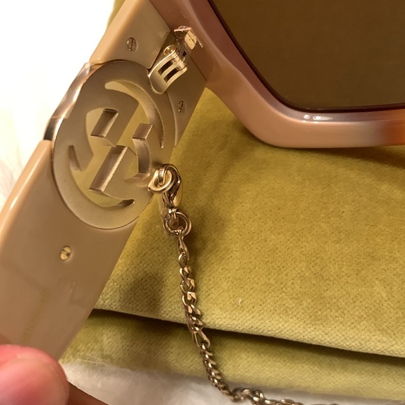 New Gucci oversized Frame Sunglasses - Picture 9 of 13